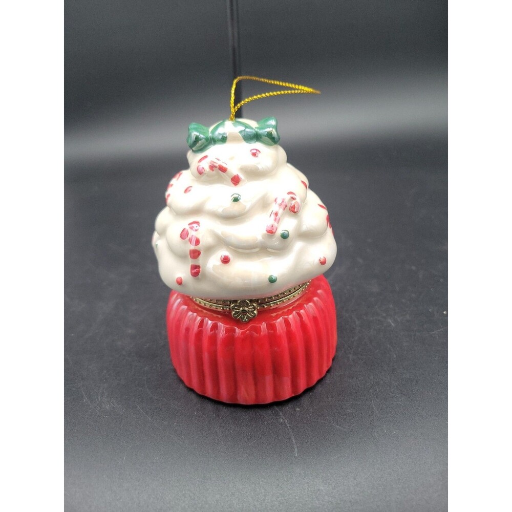 Mr Christmas MUSICAL TRINKET MUSIC BOX w Motion/Wind-up Cupcake Baking Ornament